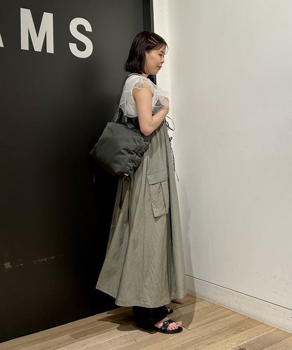 早川 萌子さんの「BEAMS WOMEN｜Ray BEAMS / チュール レイヤー フリル スリーブ Tシャツ」を使ったコーディネート