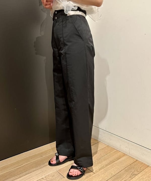 早川 萌子さんの「BEAMS WOMEN｜Ray BEAMS / チュール レイヤー フリル スリーブ Tシャツ」を使ったコーディネート