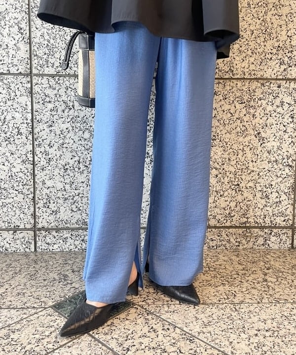 多田 日奈子さんの「BEAMS WOMEN｜コンビ ティアード プルオーバー」を使ったコーディネート