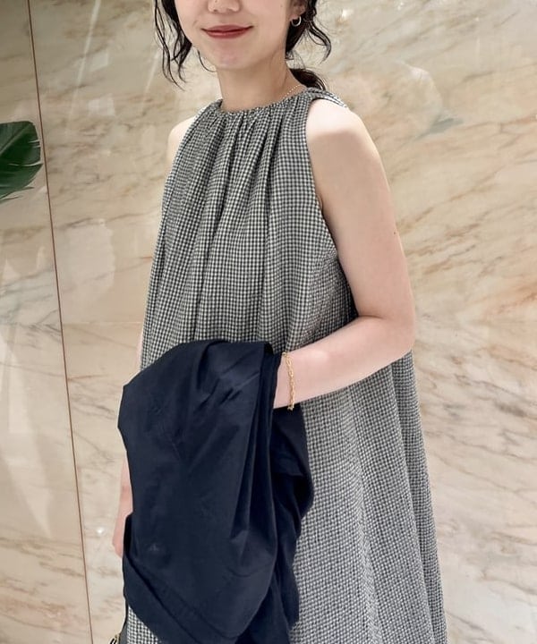 中丸　栞さんの「BEAMS WOMEN｜VIOLAd’ORO / MIRO アバカメッシュ ポシェット」を使ったコーディネート