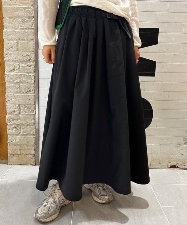 川口 恵さんの「BEAMS WOMEN｜STANDARD SUPPLY × bPr BEAMS / 別注 スリング パース」を使ったコーディネート