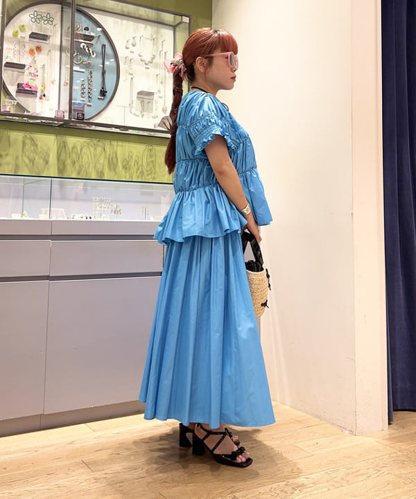 オカベ　アヤカさんの「BEAMS WOMEN｜Ray BEAMS /?リボン ミュール」を使ったコーディネート