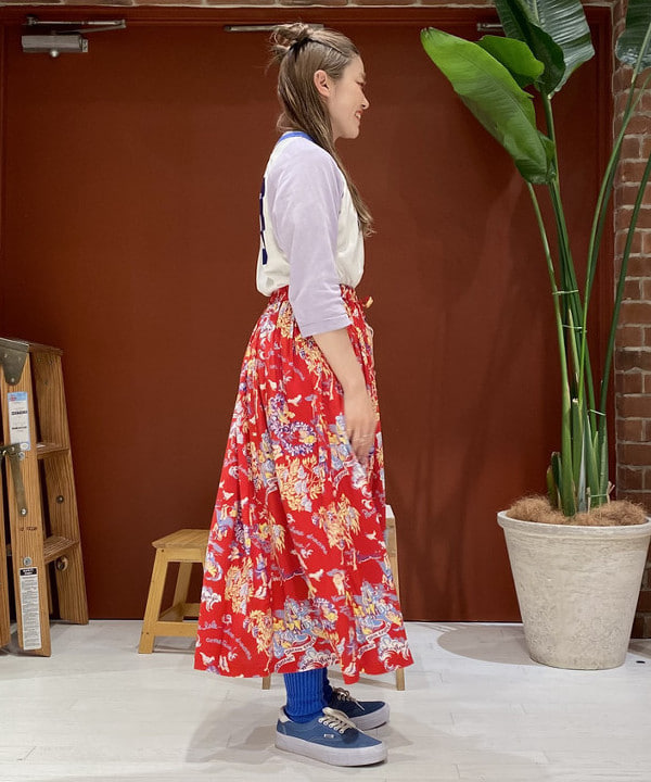 優意さんの「BEAMS WOMEN｜BEAMS BOY / ラメ リブ クルー ソックス NEW」を使ったコーディネート