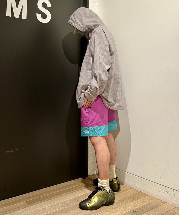 佐藤 大斗さんの「BEAMS WOMEN｜THE NORTH FACE / ヌプシ ショーツ」を使ったコーディネート