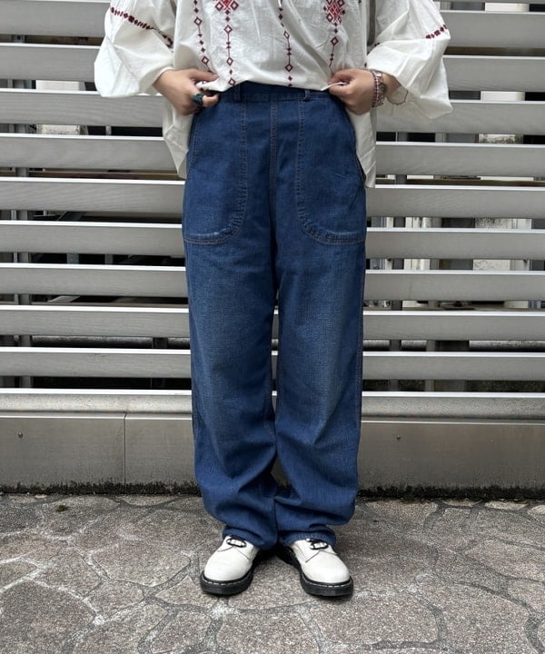 チナツさんの「BEAMS WOMEN｜WAREHOUSE & CO. / 別注 ステンシル13 Tシャツ」を使ったコーディネート