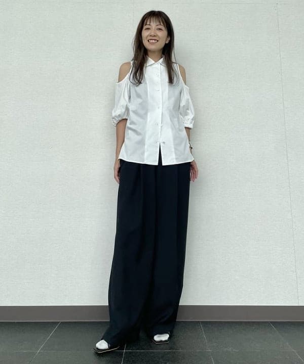 住吉　明佳さんの「BEAMS WOMEN｜Demi-Luxe BEAMS / 開襟 デザインシャツ」を使ったコーディネート