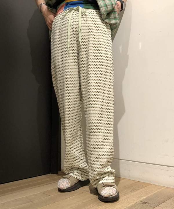 おはぎ(萩原)さんの「BEAMS WOMEN｜SUGAR CANE Add Human Labor / PATCH WORK WORK  T-SHIRT」を使ったコーディネート