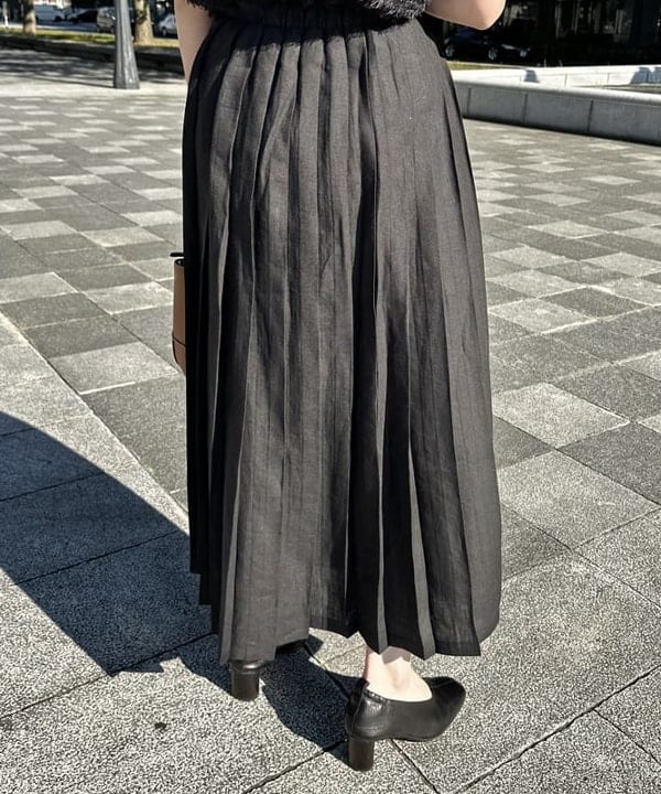 大浦 栞さんの「BEAMS WOMEN｜」を使ったコーディネート