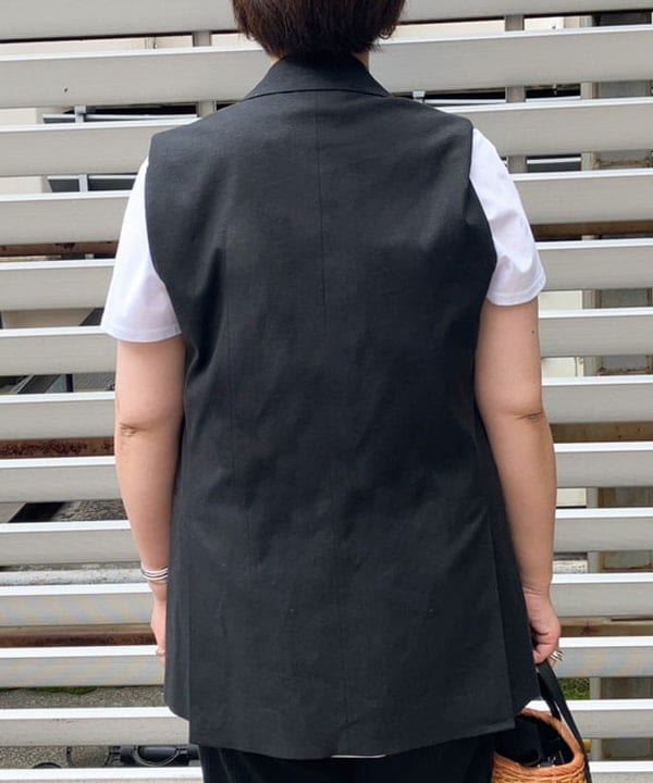 藤井 裕実子さんの「BEAMS WOMEN｜コンビ ティアード プルオーバー」を使ったコーディネート