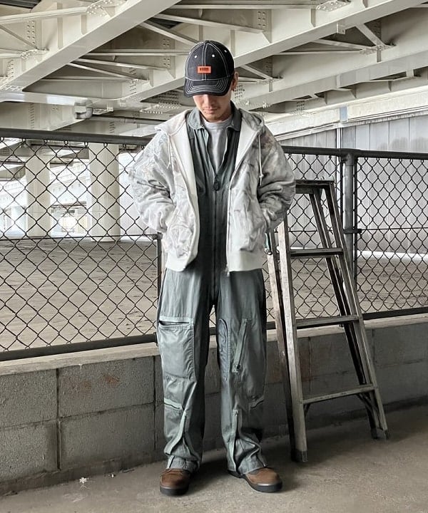 ホサカさんの「BEAMS WOMEN｜BEAMS / ツリー柄プリント フルジップフーディ」を使ったコーディネート