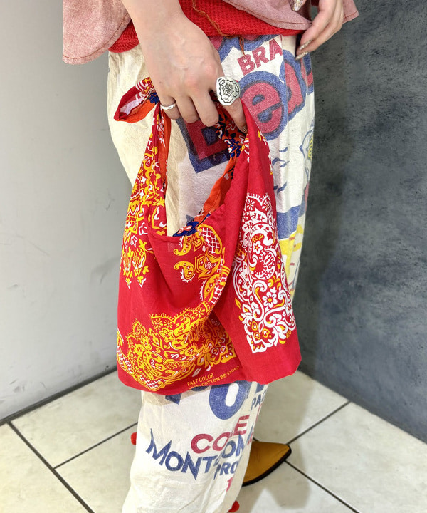 吉野 多恵さんの「BEAMS WOMEN｜BEAMS BOY / クリア バングル」を使ったコーディネート