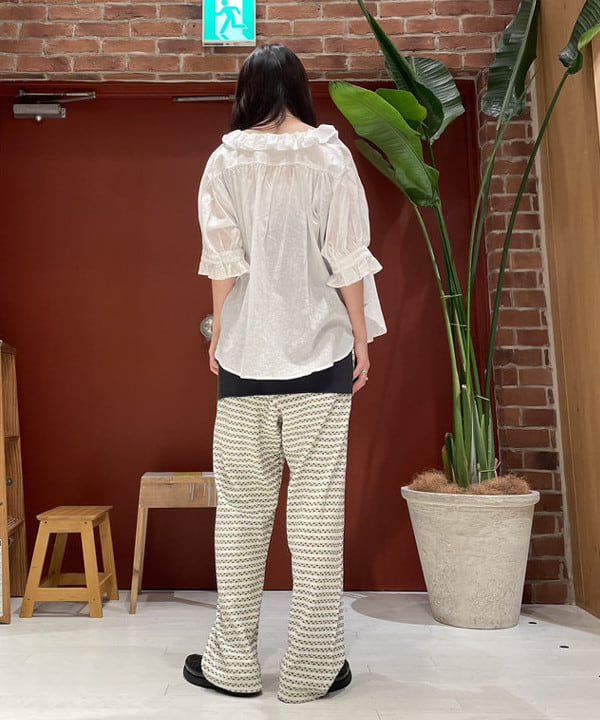 サカサイスズカさんの「BEAMS WOMEN｜ナンバリング タンク」を使ったコーディネート