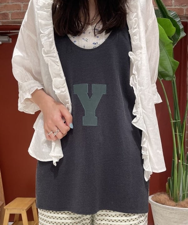 サカサイスズカさんの「BEAMS WOMEN｜ナンバリング タンク」を使ったコーディネート