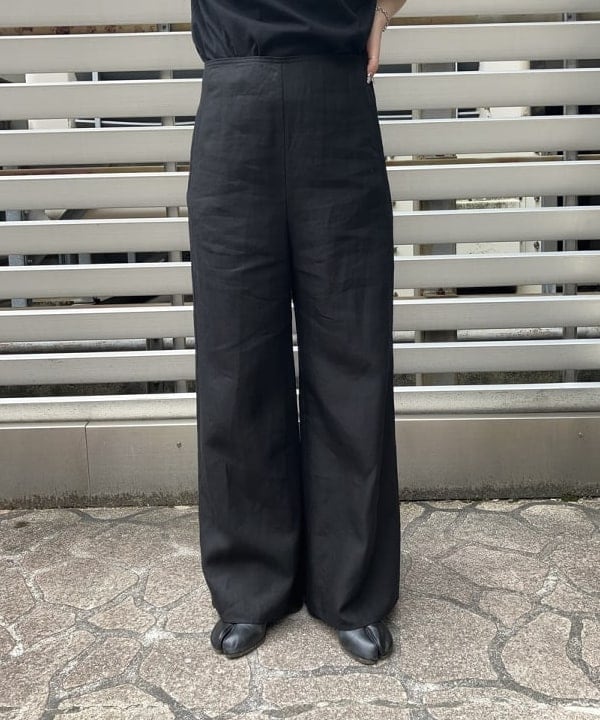中川　ゆららさんの「BEAMS WOMEN｜リネン リラクシーパンツ .M」を使ったコーディネート