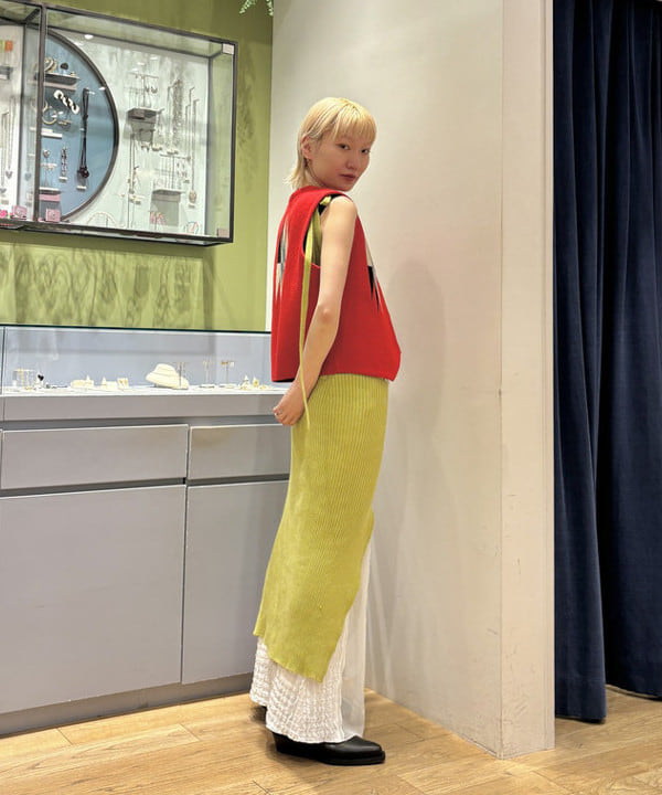 シミズ ネネさんの「BEAMS WOMEN｜」を使ったコーディネート