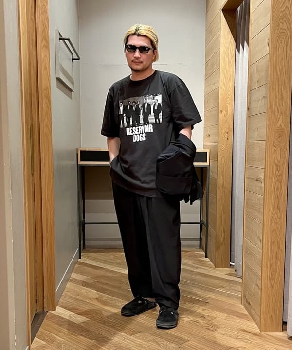 新里 京介さんの「BEAMS WOMEN｜eye c u &times; BEAMS / 別注 TXL」を使ったコーディネート