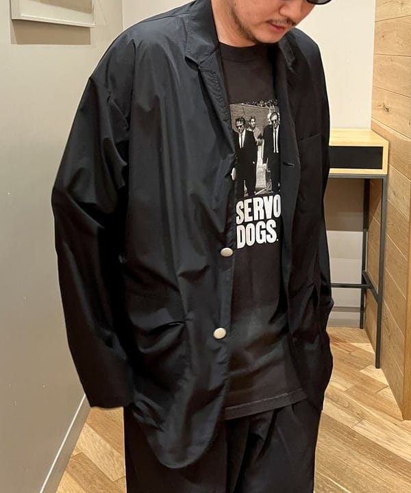 新里 京介さんの「BEAMS WOMEN｜eye c u &times; BEAMS / 別注 TXL」を使ったコーディネート