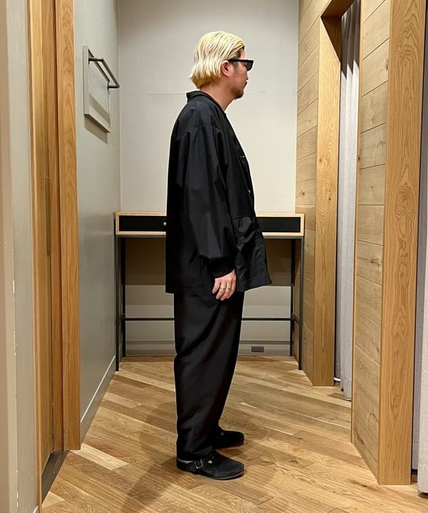 新里 京介さんの「BEAMS WOMEN｜eye c u &times; BEAMS / 別注 TXL」を使ったコーディネート