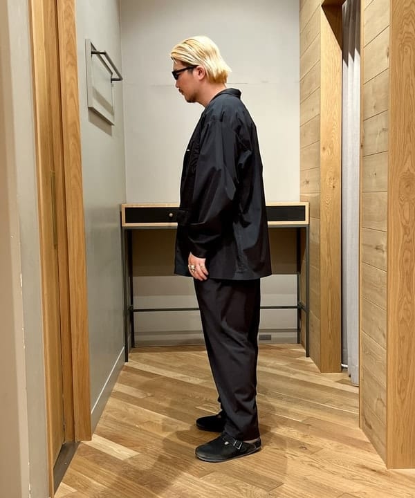 新里 京介さんの「BEAMS WOMEN｜eye c u &times; BEAMS / 別注 TXL」を使ったコーディネート