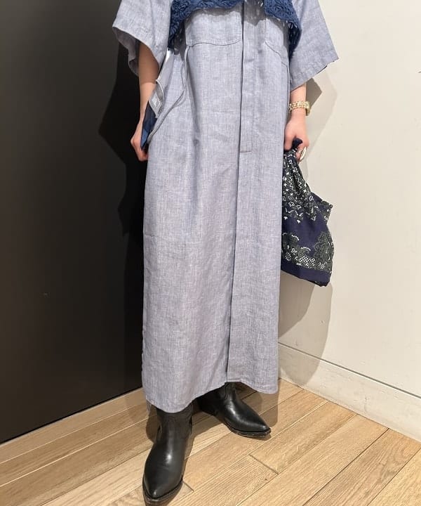 安藤 菜央さんの「BEAMS WOMEN｜BEAMS BOY / イレギュラー バンダナ バッグ」を使ったコーディネート