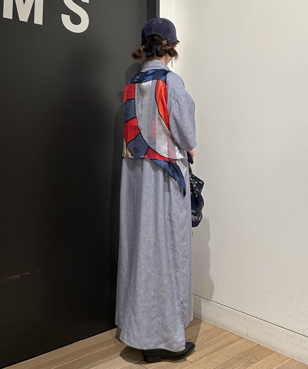 安藤 菜央さんの「BEAMS WOMEN｜BEAMS BOY / イレギュラー バンダナ バッグ」を使ったコーディネート