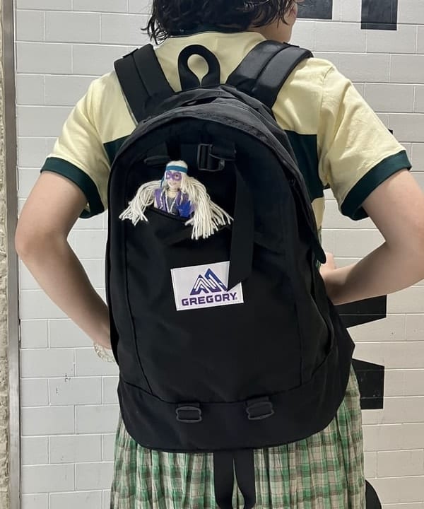 小原 もこさんの「BEAMS WOMEN｜SILK ROAD BAZAAR / MUSICIAN オーナメント 2」を使ったコーディネート