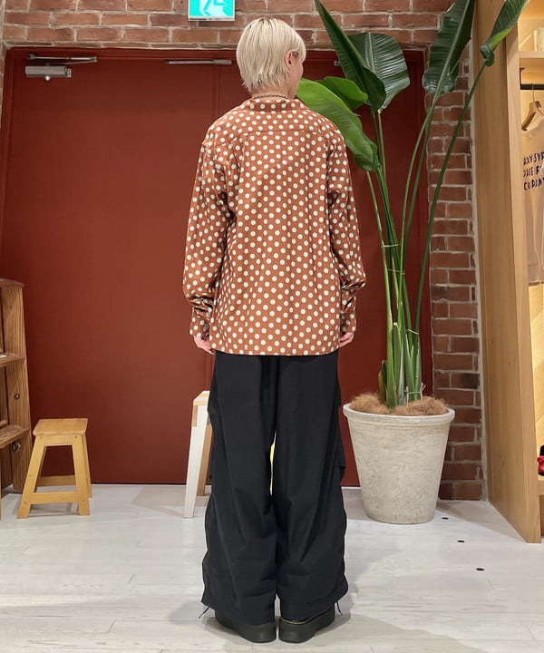 中江梨々香さんの「BEAMS WOMEN｜BEAMS BOY / US ARMY オーバー パンツ」を使ったコーディネート