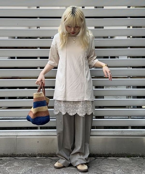 ナツハさんの「BEAMS WOMEN｜ボーイ ベーシック Tシャツ」を使ったコーディネート