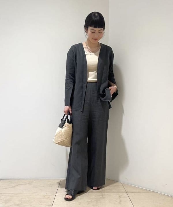 Ichika Hondaさんの「BEAMS WOMEN｜丸胴 テレコ タンクトップ」を使ったコーディネート