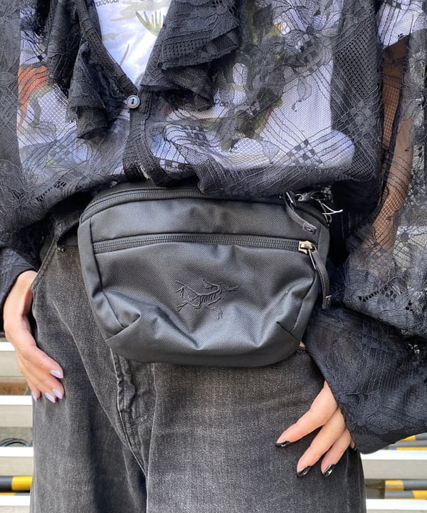 オカモト ミサキさんの「BEAMS WOMEN｜ARC’TERYX / MANTIS1 WESTPACK」を使ったコーディネート