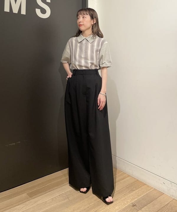 makita mikaさんの「BEAMS WOMEN｜【WEB限定】NOMADIS / BOY クロスボディバッグ」を使ったコーディネート