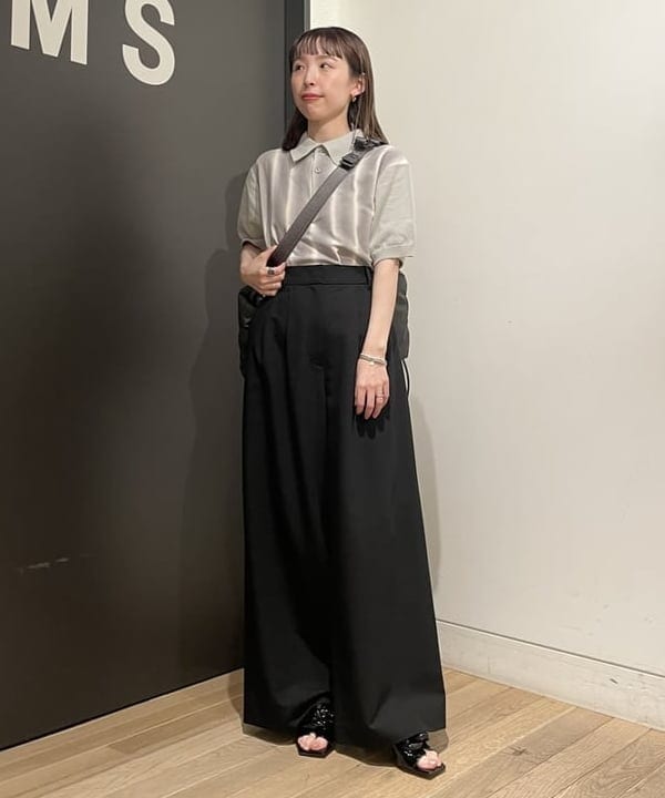 makita mikaさんの「BEAMS WOMEN｜【WEB限定】NOMADIS / BOY クロスボディバッグ」を使ったコーディネート