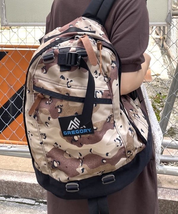 つぼさんの「BEAMS WOMEN｜GREGORY × BEAMS BOY / 別注 CHOCO CHIP CAMO NICE DAY」を使ったコーディネート