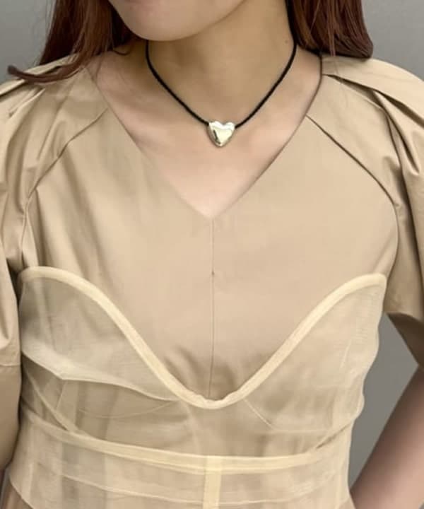ヒカリさんの「BEAMS WOMEN｜ANNIKA INEZ / ハート ネックレスS●」を使ったコーディネート