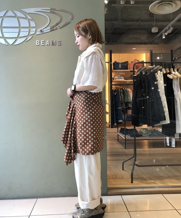 おはぎ(萩原)さんの「BEAMS WOMEN｜BEAMS BOY / ヴィンテージ レース ピンタック」を使ったコーディネート