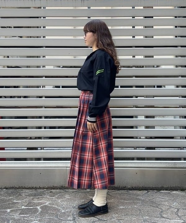 チナツさんの「BEAMS WOMEN｜FRUIT OF THE LOOM × BEAMS BOY / 2PACK TEE」を使ったコーディネート