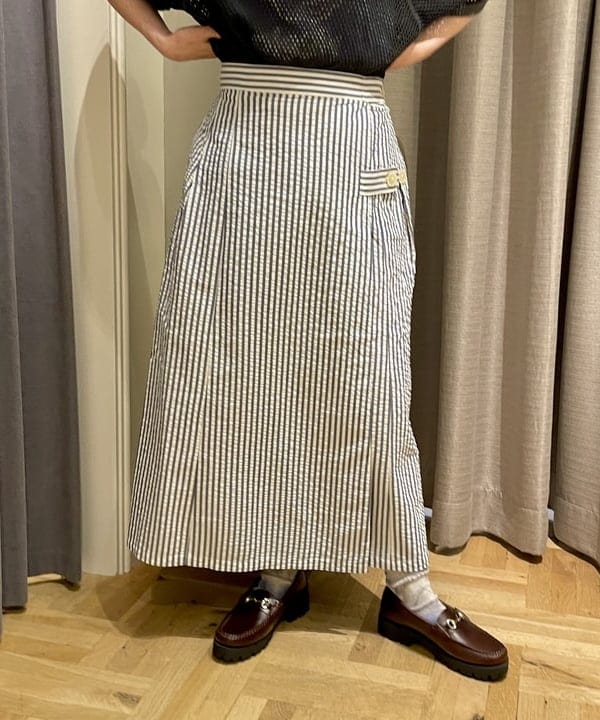 コウリキ　マミさんの「BEAMS WOMEN｜BEAMS BOY / サッカー タック スカート」を使ったコーディネート