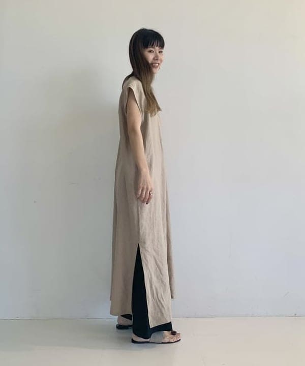 AONO SHIKAMAさんの「BEAMS WOMEN｜リネン シンプルロングスカート .M」を使ったコーディネート