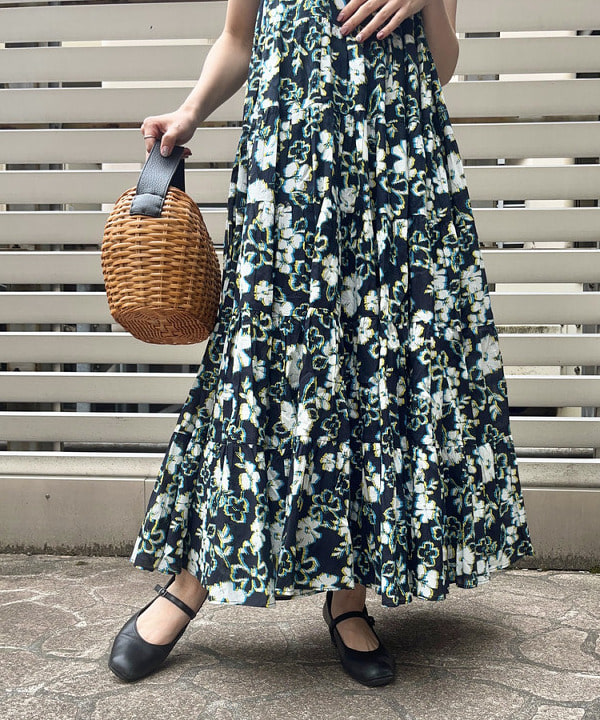 YUIさんの「BEAMS WOMEN｜VIOLAd’ORO / レザー ラタン かごバッグ」を使ったコーディネート