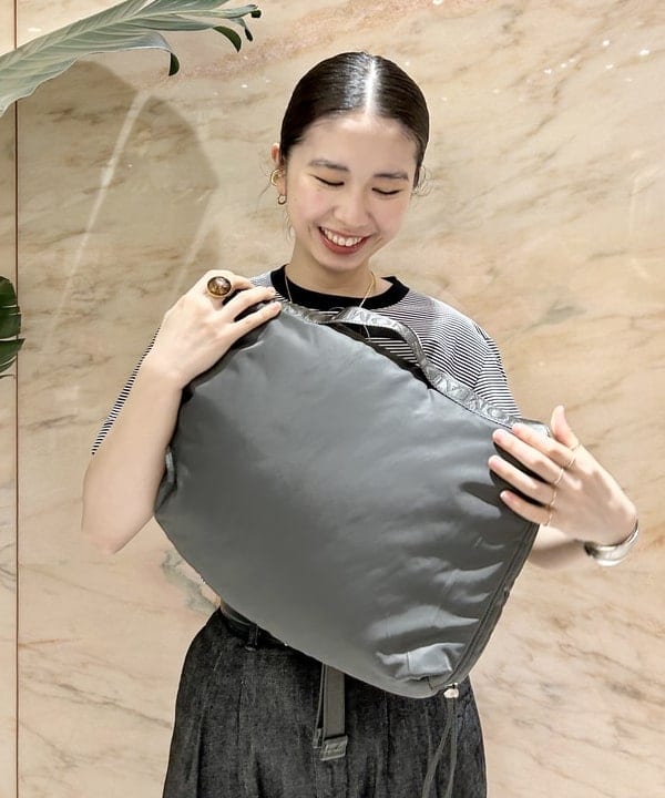 佐藤 美樹さんの「BEAMS WOMEN｜SLOANE / コットン天竺  Tシャツ」を使ったコーディネート