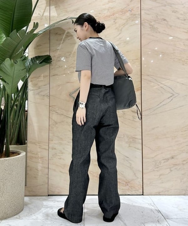 佐藤 美樹さんの「BEAMS WOMEN｜SLOANE / コットン天竺  Tシャツ」を使ったコーディネート