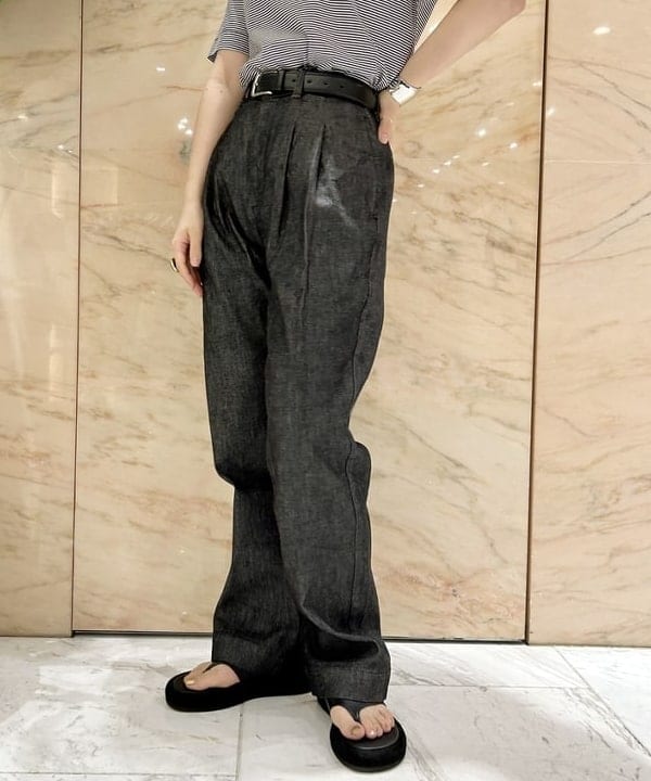 佐藤 美樹さんの「BEAMS WOMEN｜SLOANE / コットン天竺  Tシャツ」を使ったコーディネート