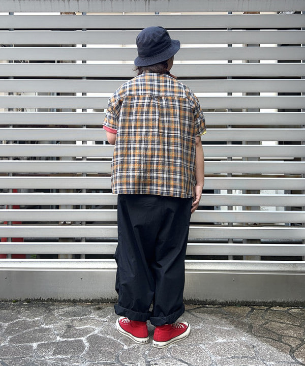 Kyooka Sayakaさんの「BEAMS WOMEN｜WAREHOUSE & CO. × BEAMS BOY / 別注 ステンシル リバーシブル Tシャツ」を使ったコーディネート