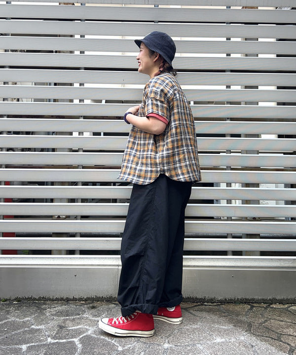 Kyooka Sayakaさんの「BEAMS WOMEN｜WAREHOUSE & CO. × BEAMS BOY / 別注 ステンシル リバーシブル Tシャツ」を使ったコーディネート