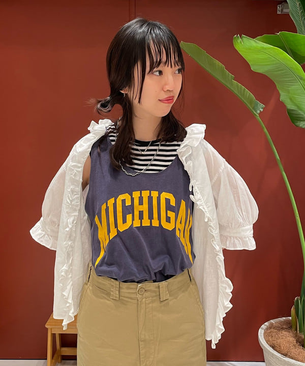 サカサイスズカさんの「BEAMS WOMEN｜BEAMS BOY / ミリタリー チノパンツ」を使ったコーディネート