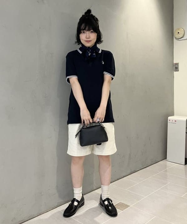 小原 もこさんの「BEAMS WOMEN｜BEAMS PLUS / Bandana Discharge Printing」を使ったコーディネート