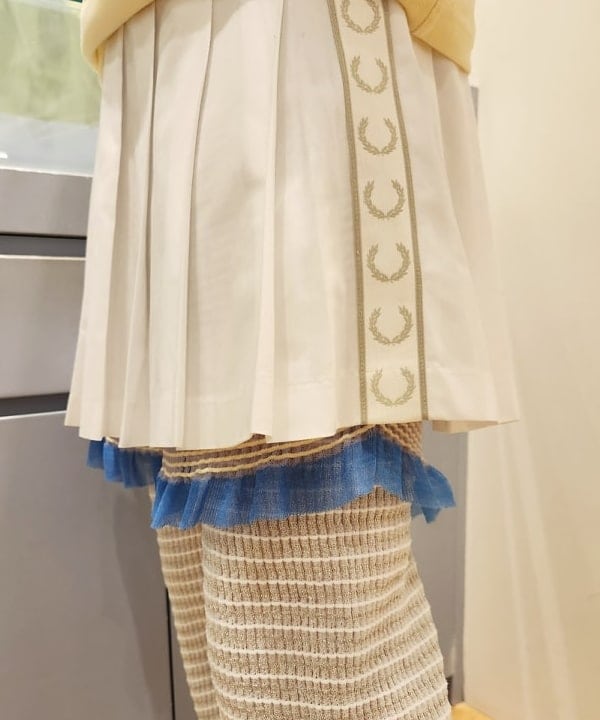 saori KATOさんの「BEAMS WOMEN｜FRED PERRY × Ray BEAMS / 別注 Skirt」を使ったコーディネート