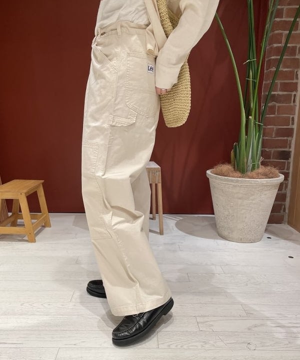 サカサイスズカさんの「BEAMS WOMEN｜Lee × maturely / 別注 Twill Double Knee Painter Pants」を使ったコーディネート