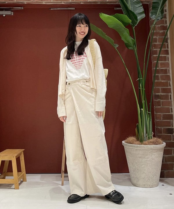 サカサイスズカさんの「BEAMS WOMEN｜Lee × maturely / 別注 Twill Double Knee Painter Pants」を使ったコーディネート