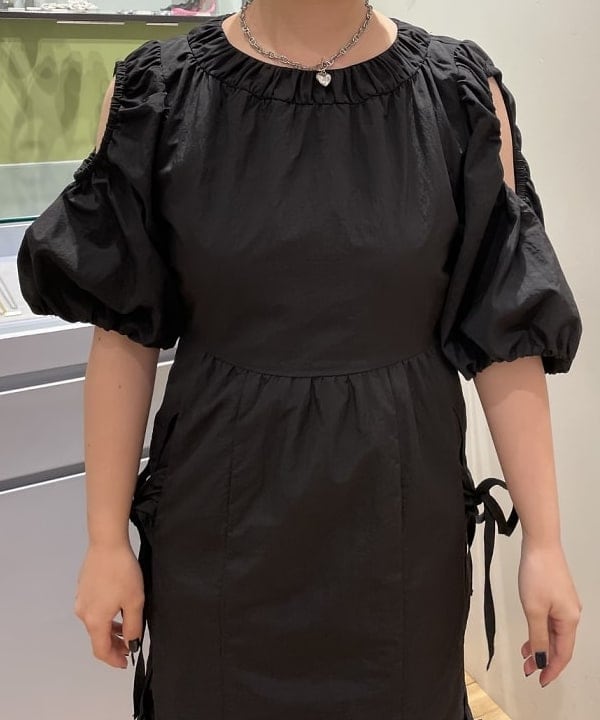 chikaさんの「BEAMS WOMEN｜マリンチェーン マンテル ハート ネックレス」を使ったコーディネート